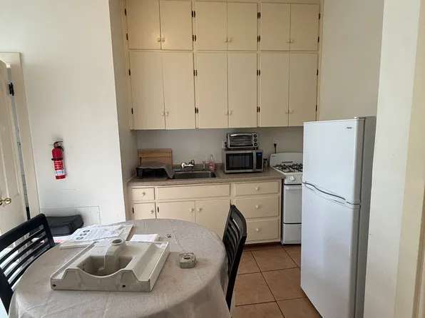 628 S Rose St #4, Kalamazoo, MI 49007