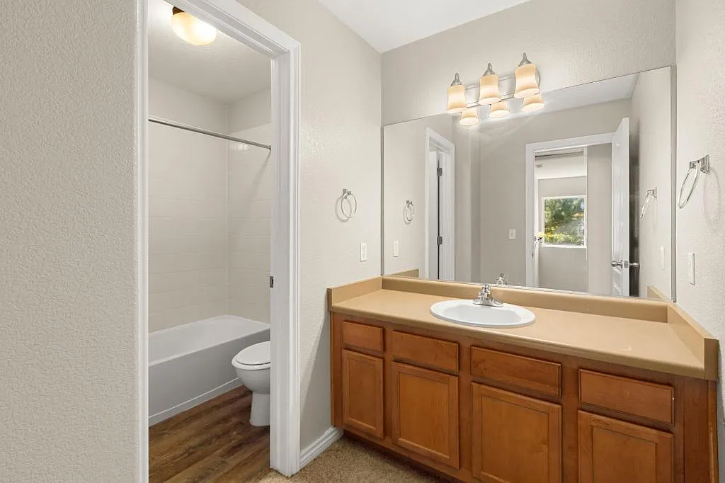 5551 W 29th St, #4111 — Photo 3