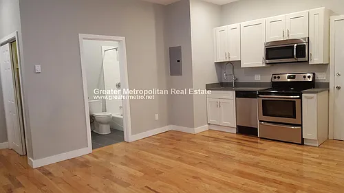 535 E 8th St #2 Photo 1