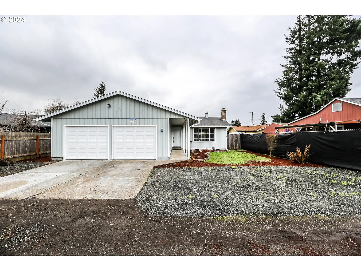 5029 D St photo 1