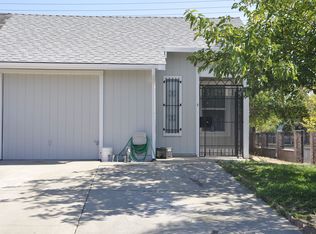 215 Prairie Cir, Sacramento, CA 95828