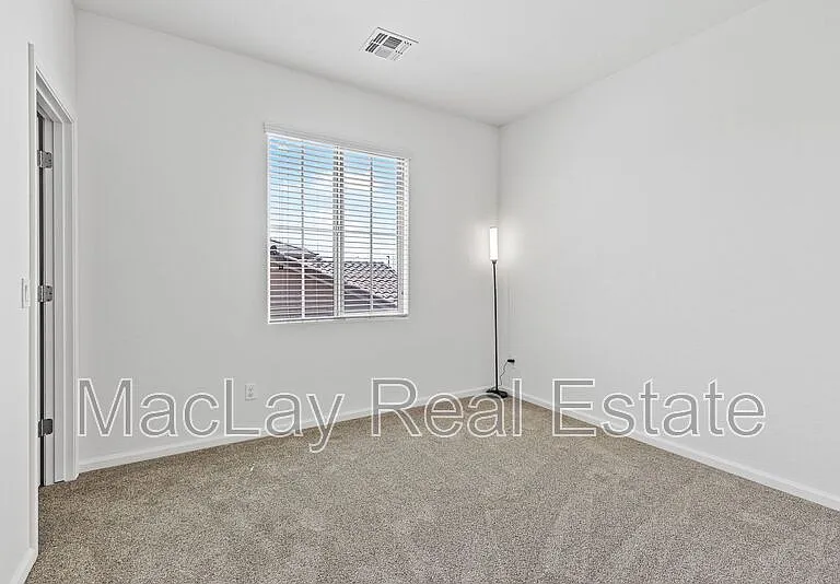 3263 S Miller Dr — Photo 30