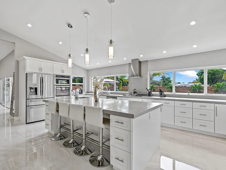 7101 W Lake Dr — Photo 10