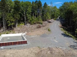 62 Jamie Dr, Halifax, NS B4G 1C6