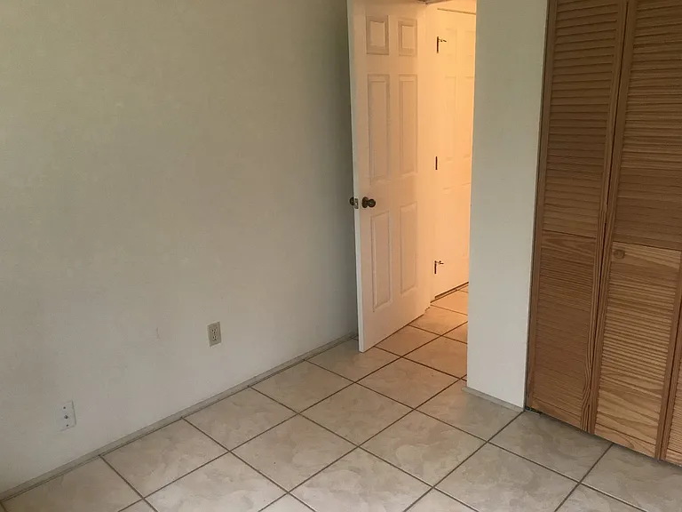 20968 Travis Ln — Photo 11