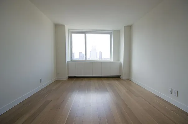 Rented by Compass | media 43