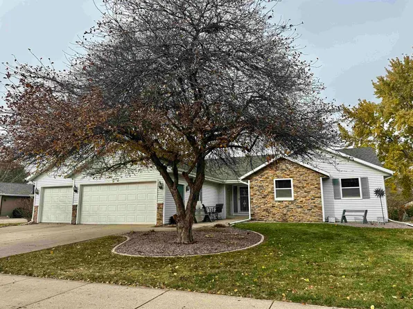 4029 Bordeaux Dr, Janesville, WI 53546
