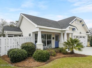 2121 Maple Leaf Dr, Southport, NC 28461