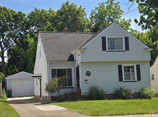 17488 McCracken Rd, Maple Heights, OH 44137