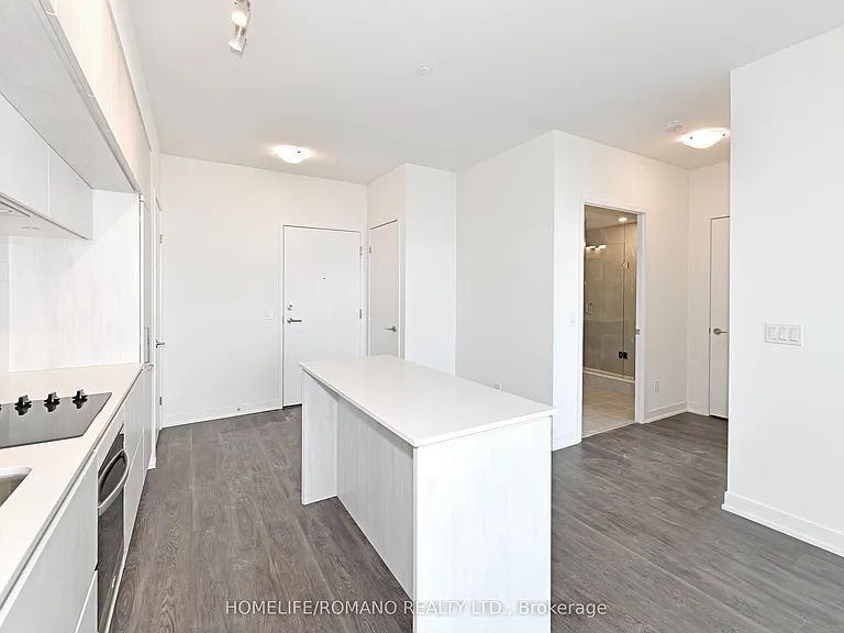 6 David Eyer Rd #806 — Photo 8