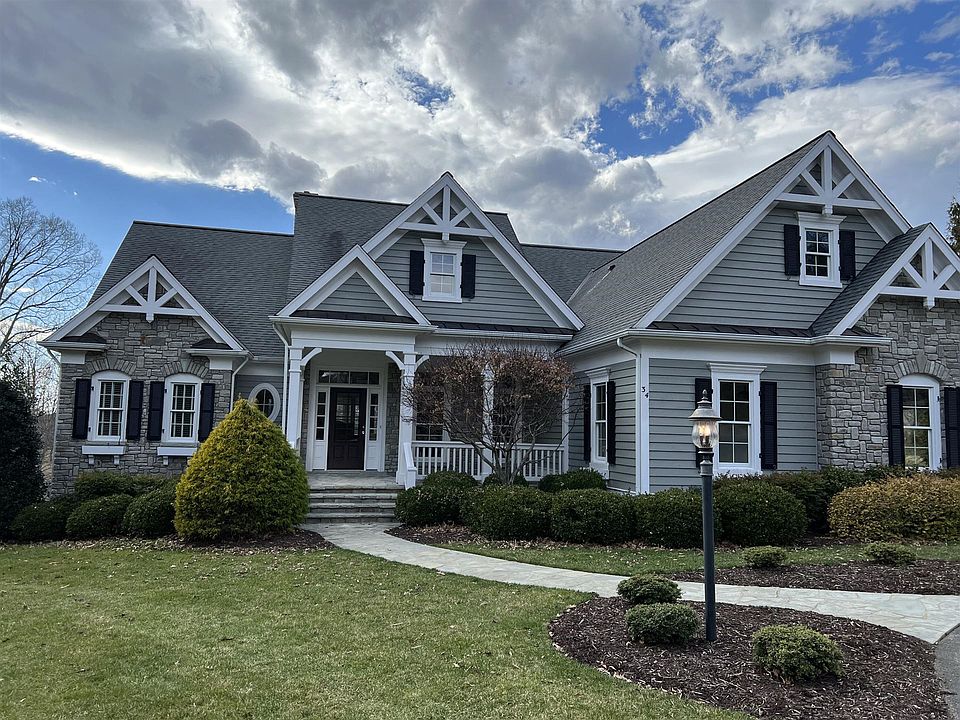 1st image of 34 Flagstick Ct