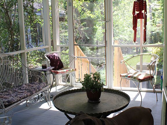 Screened In Porch