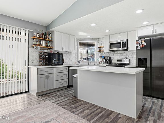 5th image of 3558 Avocado Ln