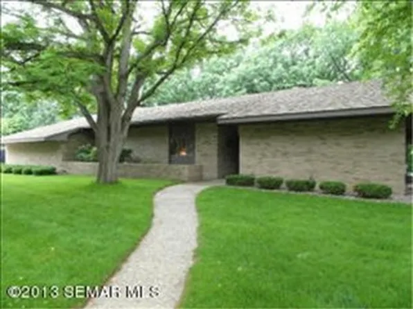 1420 Canterbury Pl SE, Owatonna, MN 55060