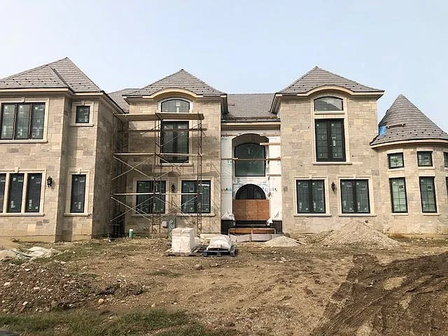 9476 Falling Waters Dr E photo 1