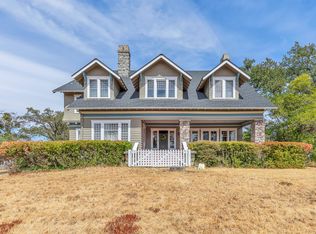 2003 Hillcrest Rd, Medford, OR