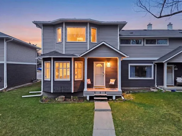 450 S Regal Park NE, Calgary, AB T2E 0S6