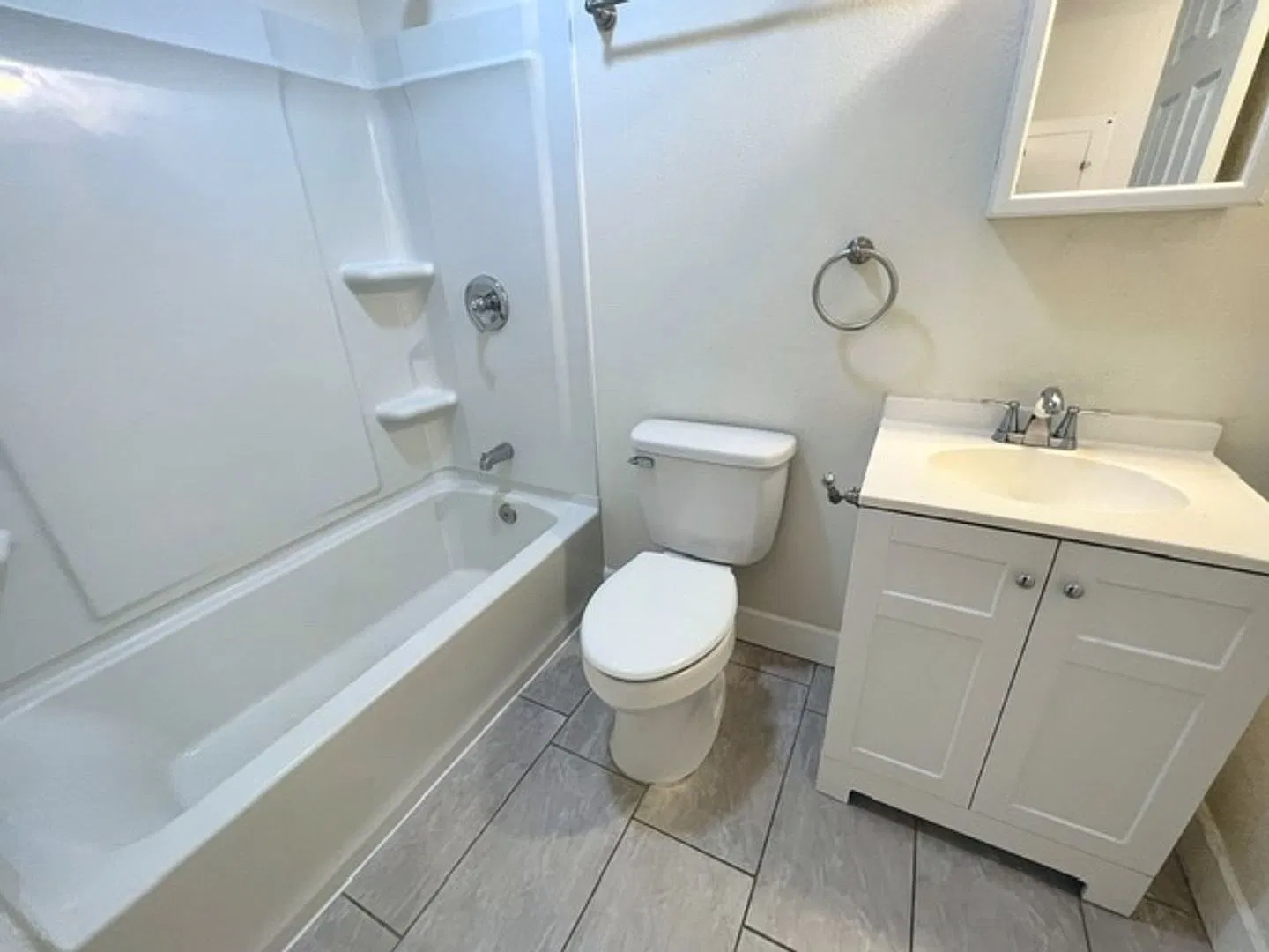 719 Bragaw Street — Photo 3