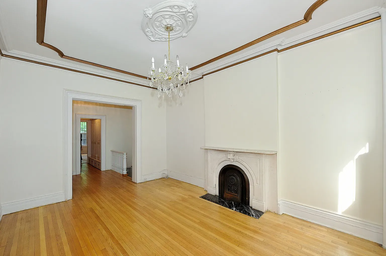 309 East 52nd Street — Photo 3