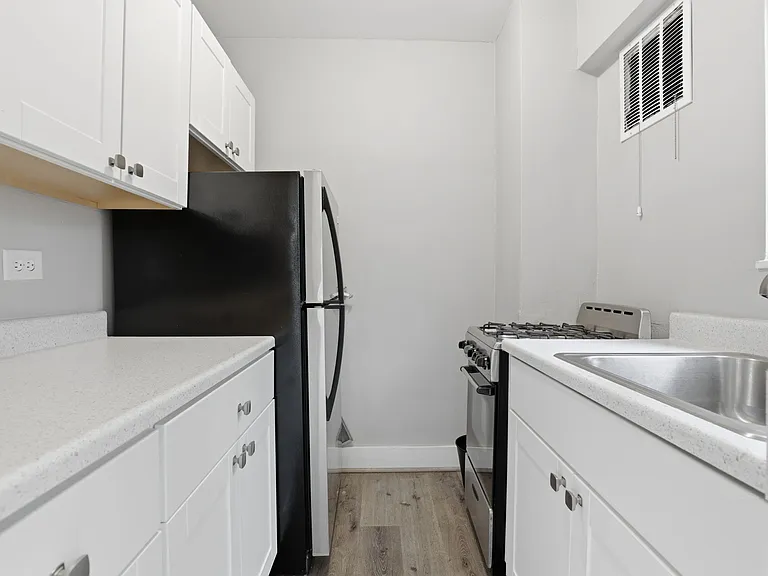 2720 Wisconsin Ave NW #302 — Photo 1