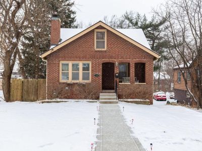 1206 65th St, Windsor Heights, IA, 50324