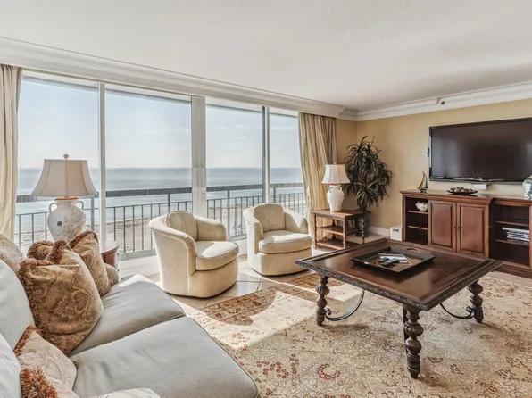 4000 N Ocean Dr APT 401, Riviera Beach, FL 33404