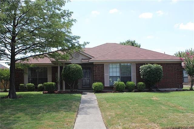 1st image of 1408 Gardenia Dr