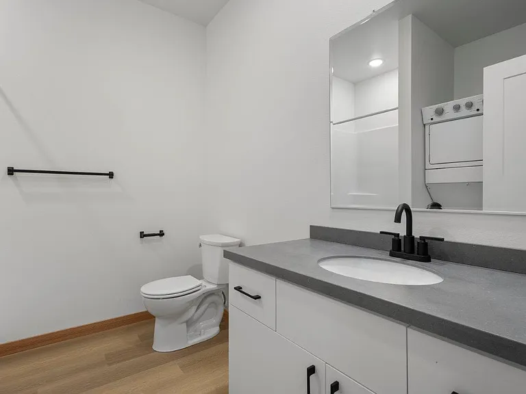 Archer Flats — Photo 8