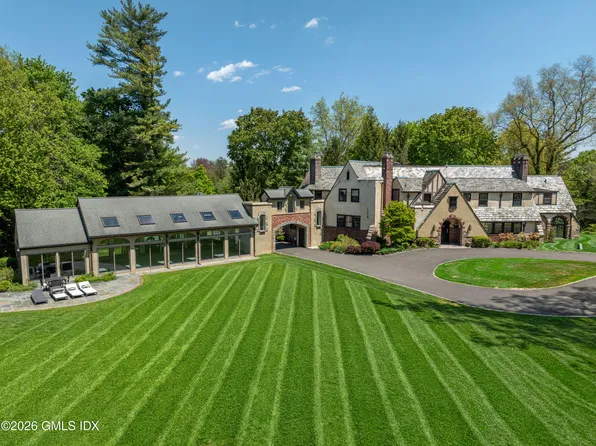 21 Calhoun Dr, Greenwich, CT 06831