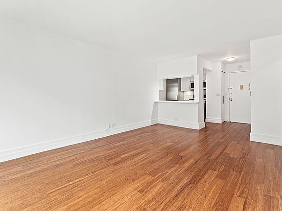 5th image of 400 E 54th St APT 16D