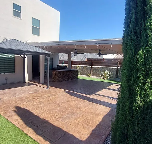 800 Caterick St — Photo 18