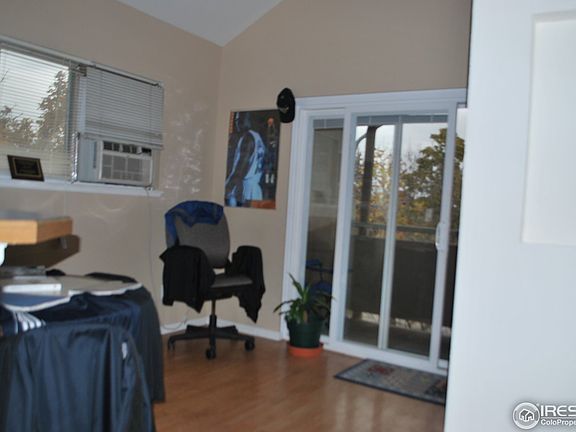 5th image of 935 Broadway St #214