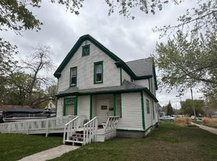14 6th Ave NW, Faribault, MN 55021