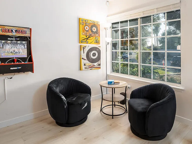 Reading Area