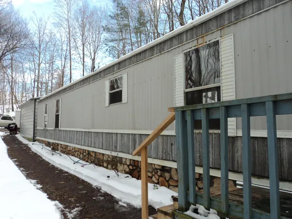 68 Maple Ln, Lynchburg, VA 24504