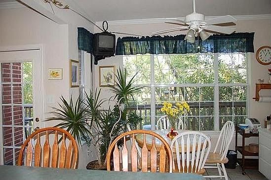 Breakfast Nook