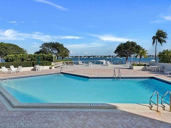 3rd image of 5600 N Flagler Dr APT 1803