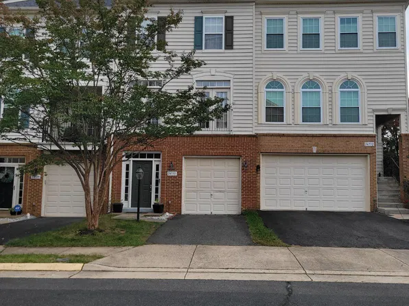 24730 Clock Tower Sq, Aldie, VA 20105