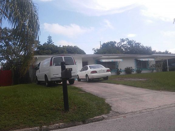 3rd image of 4723 55th Ave N