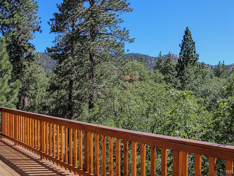 1772 Columbine Dr — Photo 14