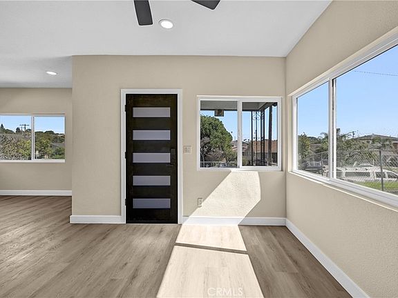 3rd image of 715 S Record Ave