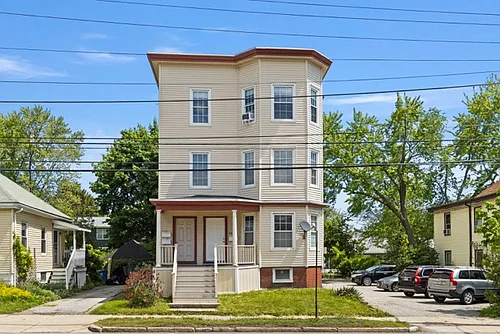 583 Washington Ave #2 Photo 1
