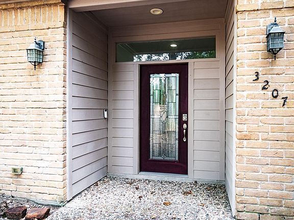 5th image of 3207 Breezy Pines Ct