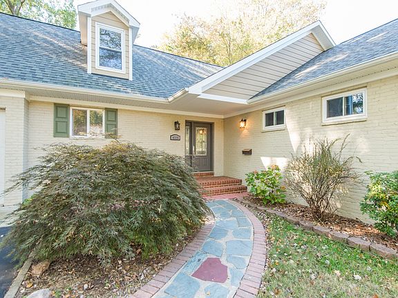 3rd image of 4325 Tarpon Ln
