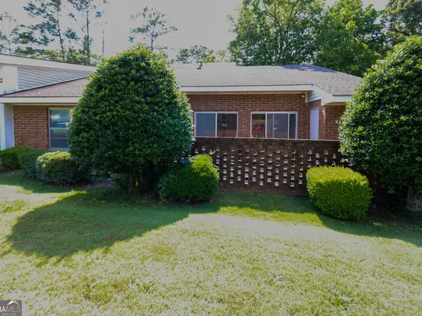 110 Westcliff Cir APT C, Warner Robins, GA 31093