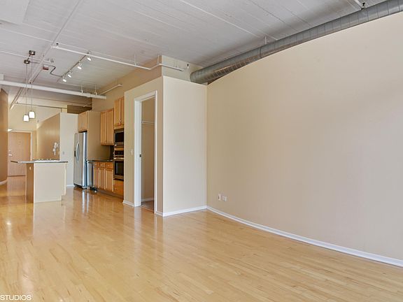 Living/ Kitchen