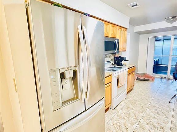5th image of 7003 Gateway Ct