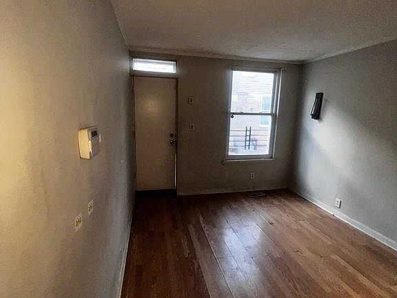 2nd image of 511 N Port St