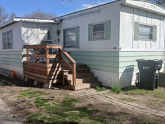3rd image of 14 Sheri Ln