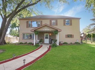 6S258 Old Eola Rd, Eola, IL 60519